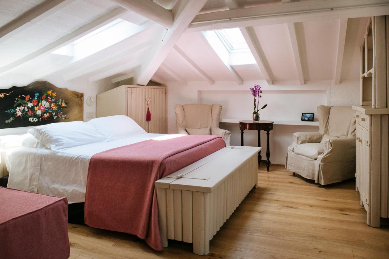 Domus Socolatae Residenza D'Epoca Charming B&B - Adults Only Фоллоника Экстерьер фото