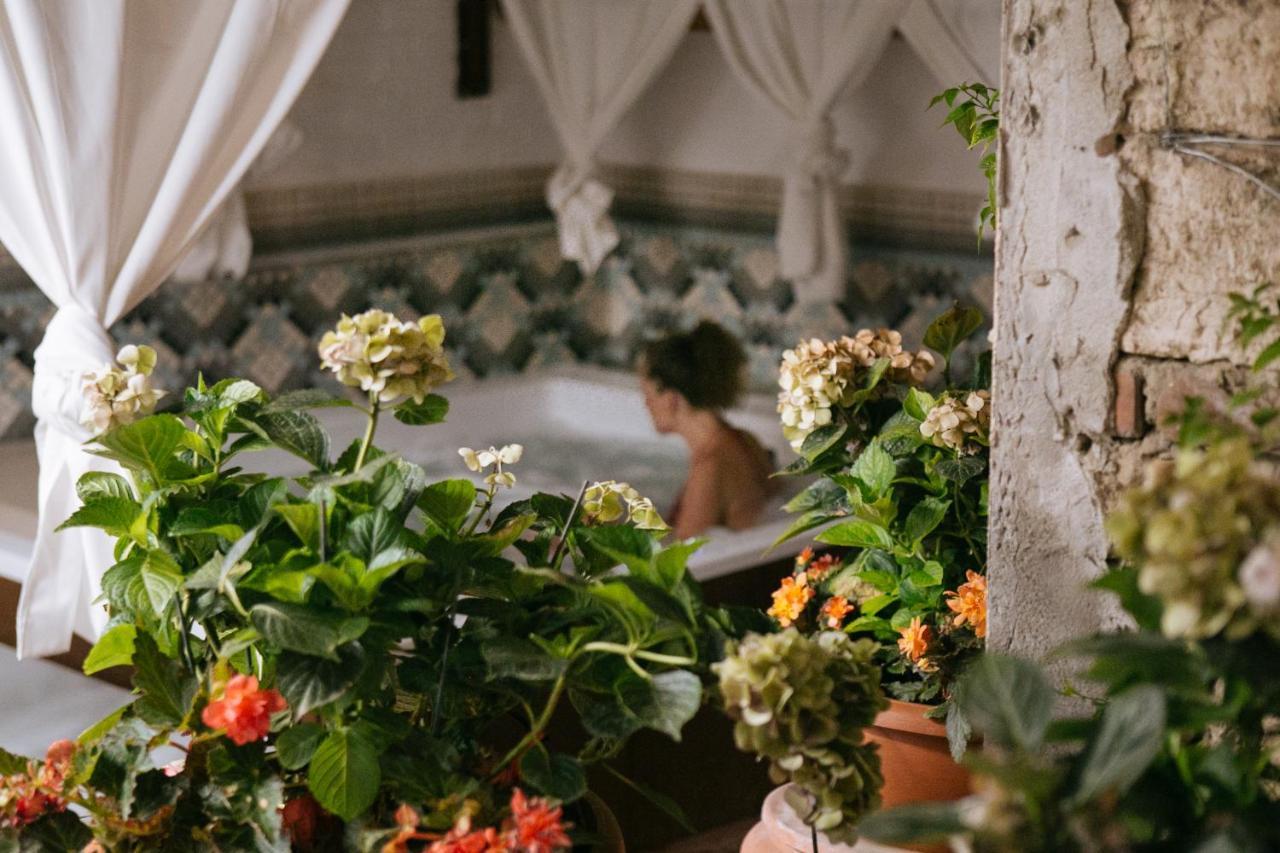 Domus Socolatae Residenza D'Epoca Charming B&B - Adults Only Фоллоника Экстерьер фото