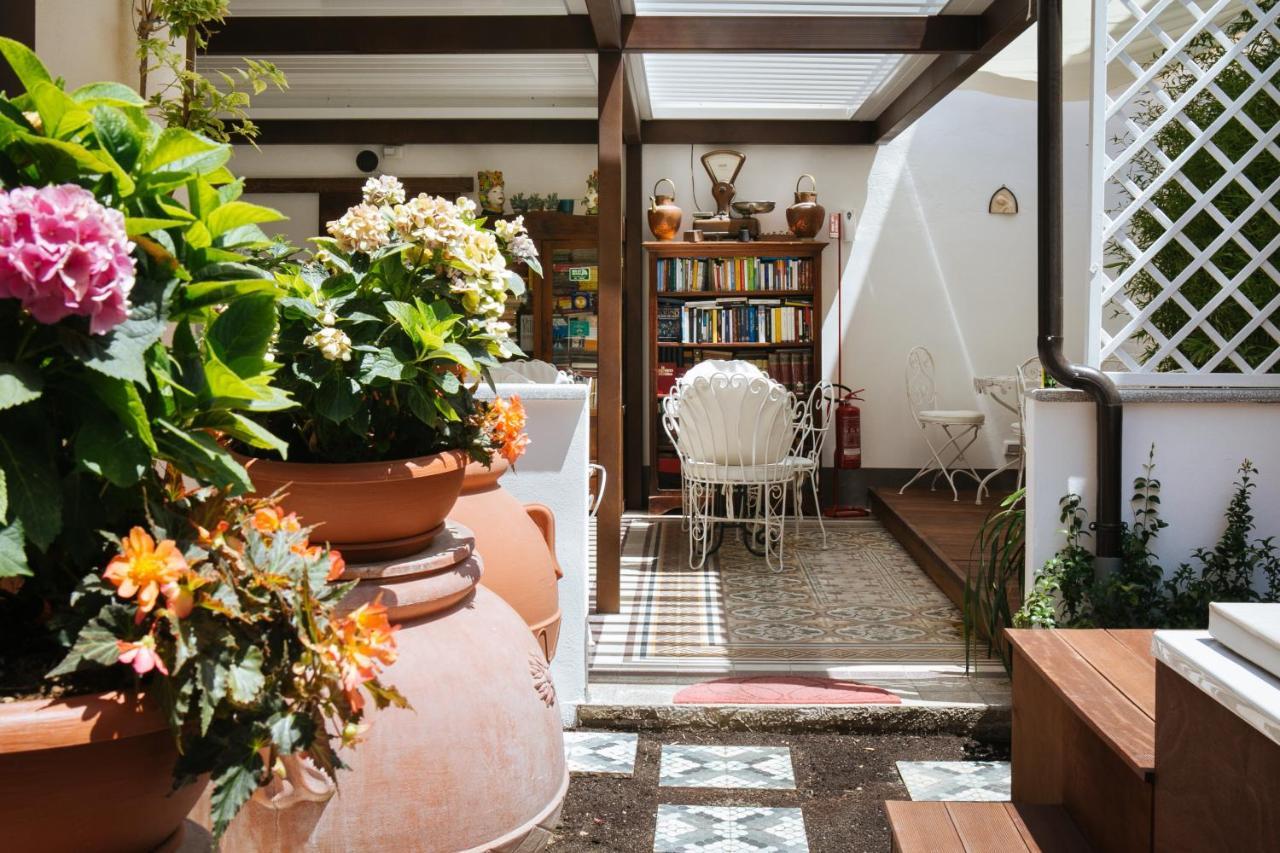 Domus Socolatae Residenza D'Epoca Charming B&B - Adults Only Фоллоника Экстерьер фото