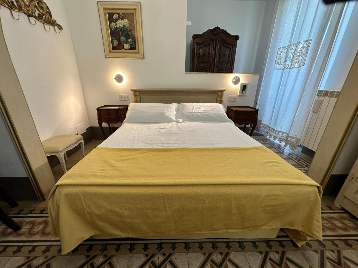 Domus Socolatae Residenza D'Epoca Charming B&B - Adults Only Фоллоника Экстерьер фото